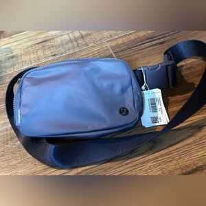 lululemon athletica Crossbody Bag dark Purple Everywhere Belt Bag